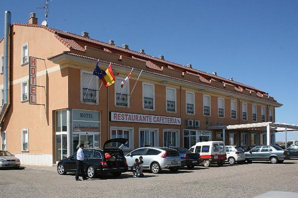 Hotel Los Toreros Del Trabancos Siete Iglesias de Trabancos Buitenkant foto