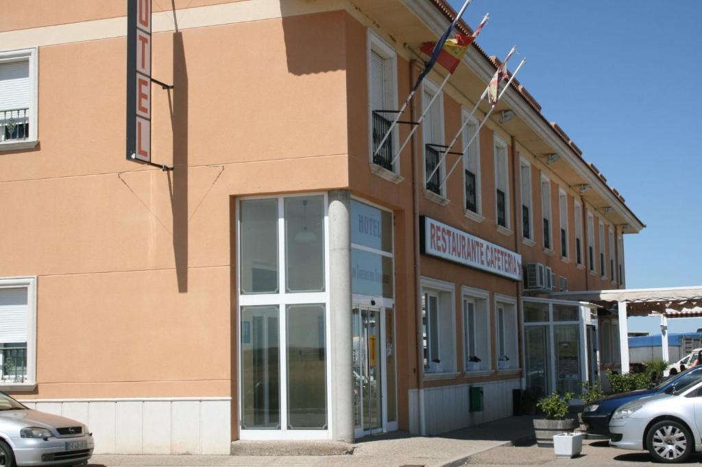 Hotel Los Toreros Del Trabancos Siete Iglesias de Trabancos Buitenkant foto